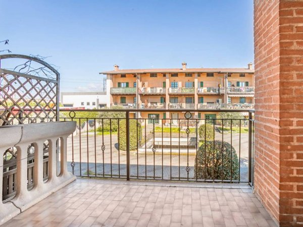 appartamento in vendita a Levate