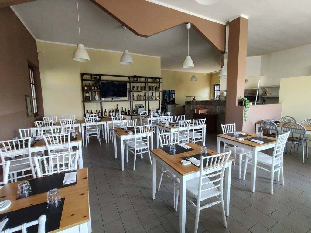negozio in vendita a Levate
