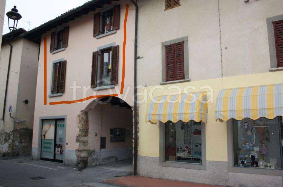 appartamento in vendita a Levate