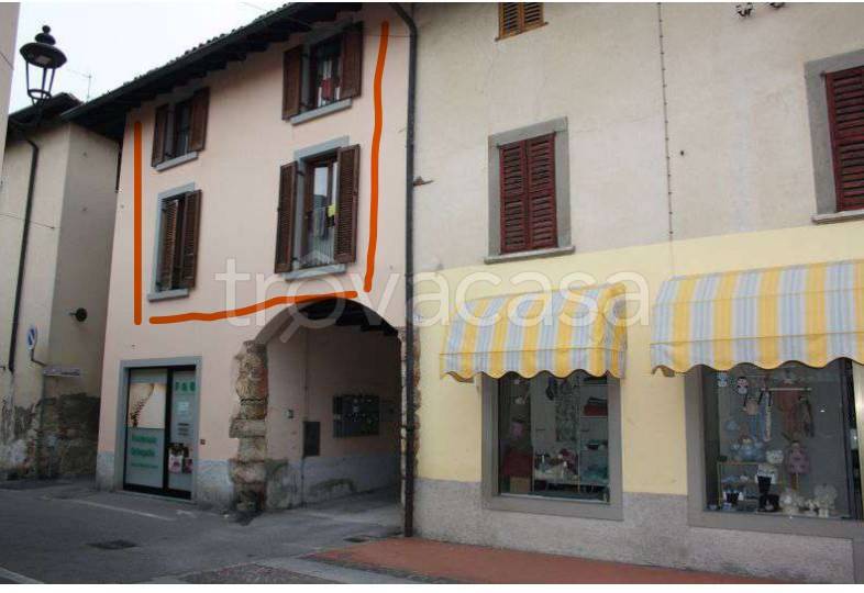 appartamento in vendita a Levate