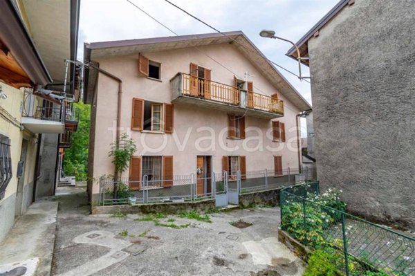 casa indipendente in vendita a Locatello