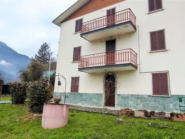casa indipendente in vendita a Locatello