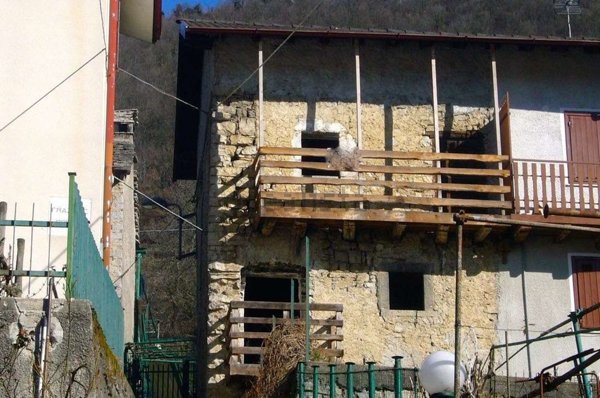 appartamento in vendita a Locatello