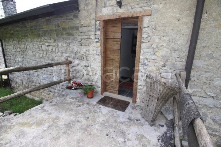 casa indipendente in vendita a Locatello