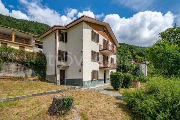 casa indipendente in vendita a Locatello