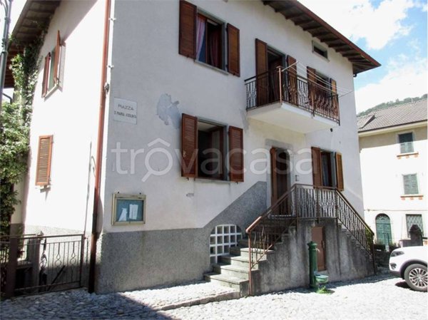casa indipendente in vendita a Locatello