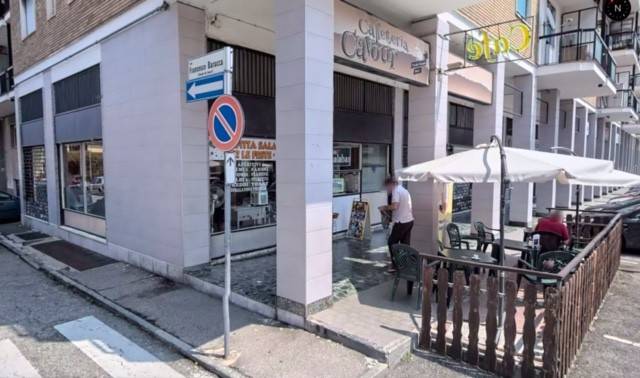negozio in vendita ad Alpignano