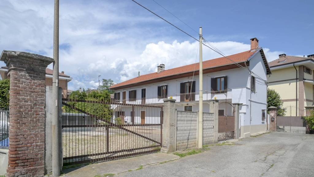 casa indipendente in vendita ad Alpignano