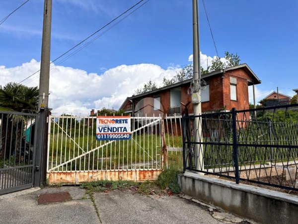 casa indipendente in vendita ad Alpignano