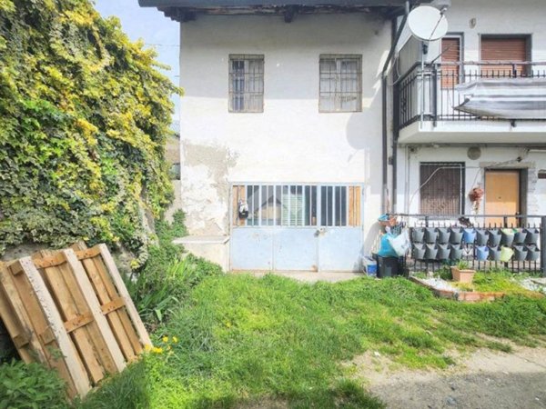 casa indipendente in vendita ad Alpignano