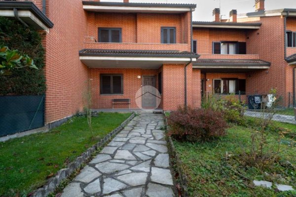 casa indipendente in vendita ad Alpignano