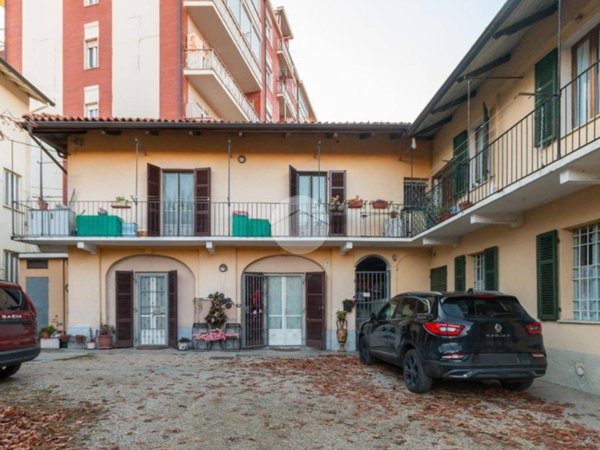 casa semindipendente in vendita ad Alpignano