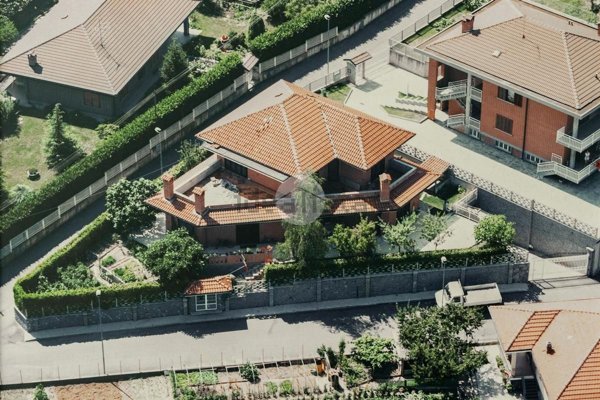 casa semindipendente in vendita ad Alpignano