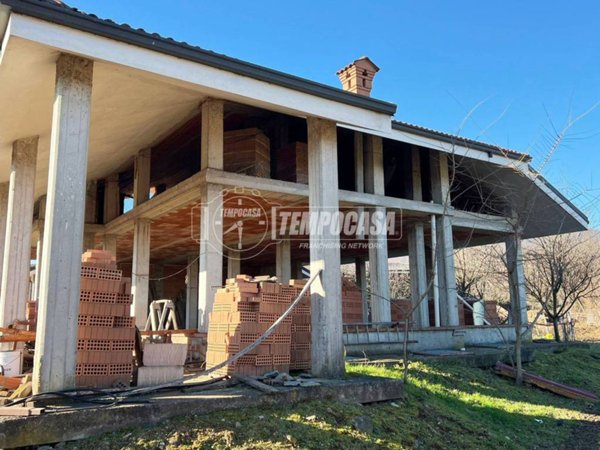 casa indipendente in vendita ad Alpignano