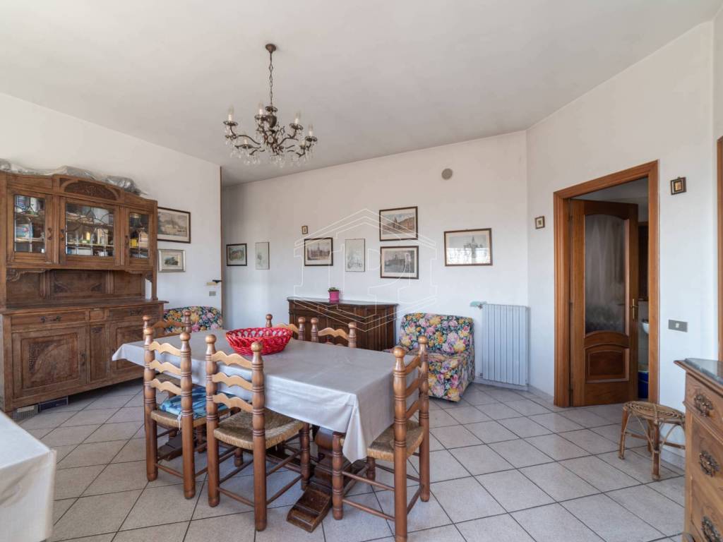 casa indipendente in vendita ad Alpignano