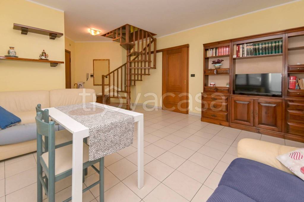 appartamento in vendita ad Alpignano