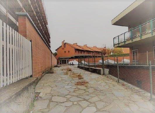 locale commerciale in vendita ad Alpignano