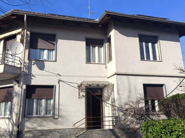 casa indipendente in vendita ad Alpignano