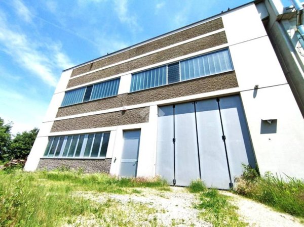 locale commerciale in vendita ad Alpignano
