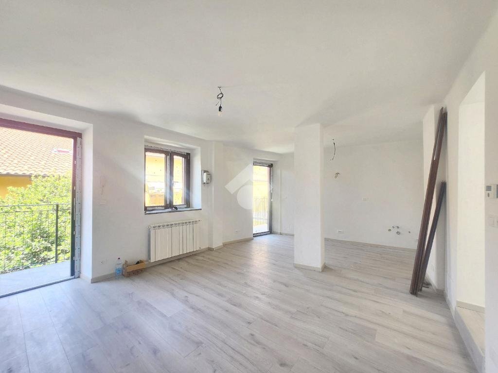 casa indipendente in vendita ad Alpignano
