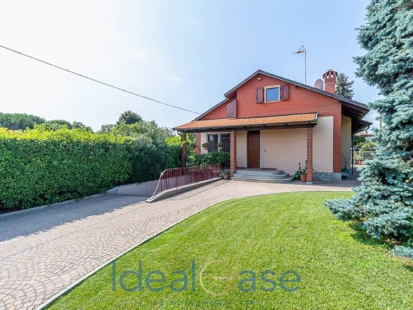 casa indipendente in vendita ad Alpignano