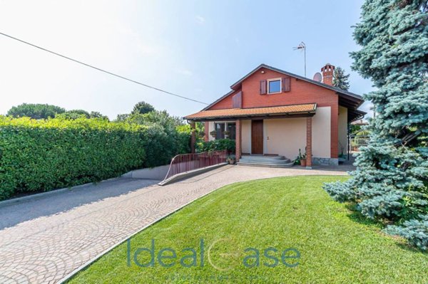 casa indipendente in vendita ad Alpignano