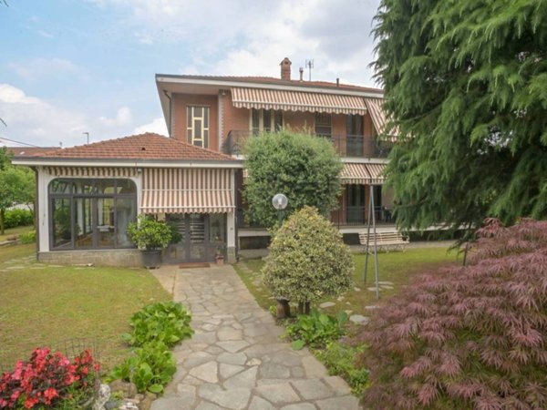 casa indipendente in vendita ad Alpignano