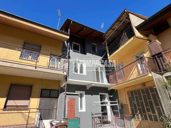 casa indipendente in vendita ad Alpignano