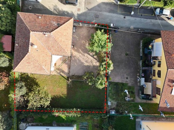 casa indipendente in vendita ad Alpignano