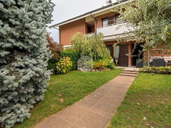 casa indipendente in vendita ad Alpignano