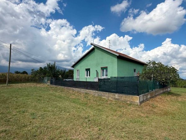 casa indipendente in vendita ad Alpignano