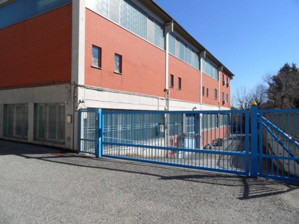 locale commerciale in vendita ad Alpignano