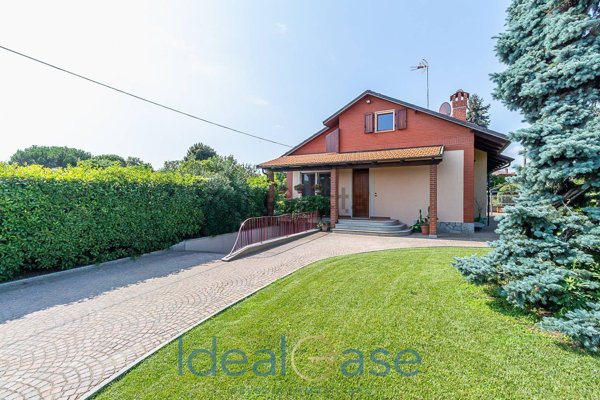 casa indipendente in vendita ad Alpignano