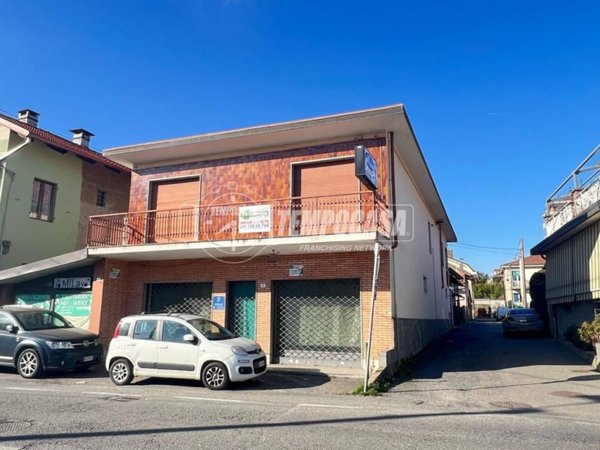 casa indipendente in vendita ad Alpignano