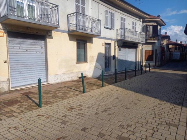 negozio in vendita ad Alpignano
