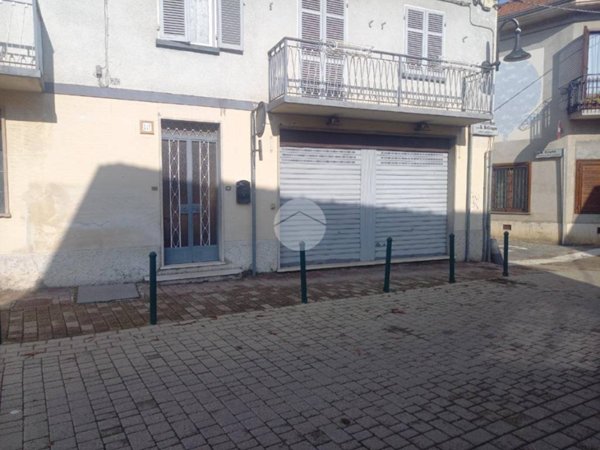 negozio in vendita ad Alpignano