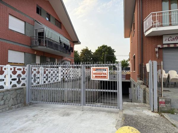 negozio in vendita ad Alpignano