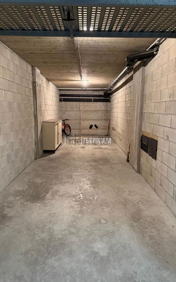 locale di sgombero in vendita ad Alpignano