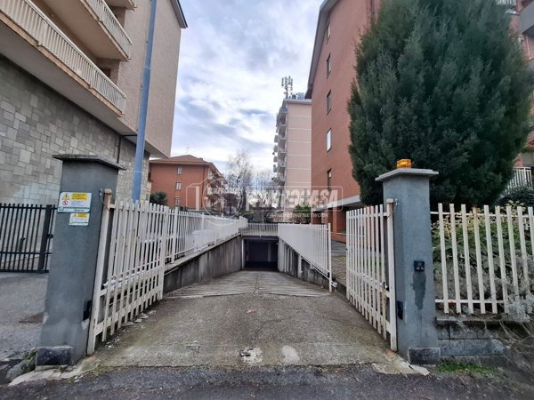 locale di sgombero in vendita ad Alpignano