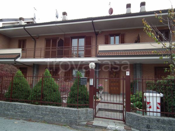 casa indipendente in vendita ad Alpignano