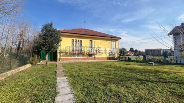 casa indipendente in vendita ad Alpignano