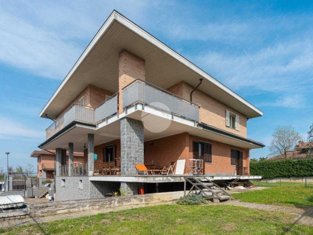 casa indipendente in vendita ad Alpignano