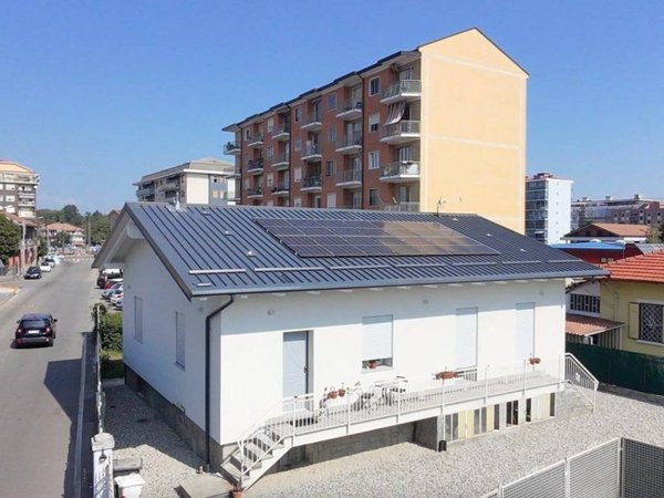 casa indipendente in vendita ad Alpignano