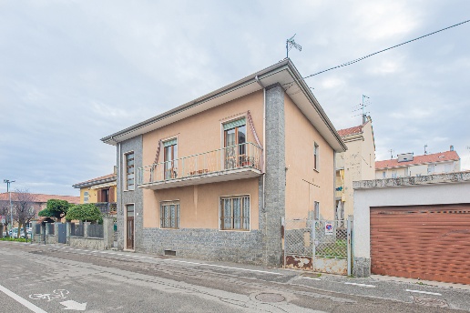 casa indipendente in vendita ad Alpignano