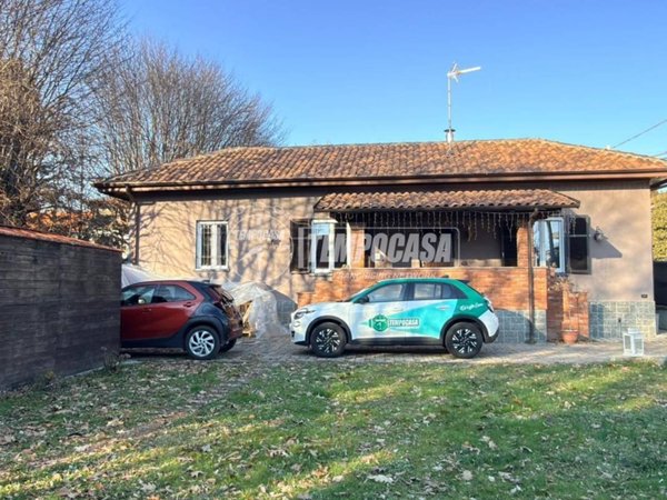 casa indipendente in vendita ad Alpignano