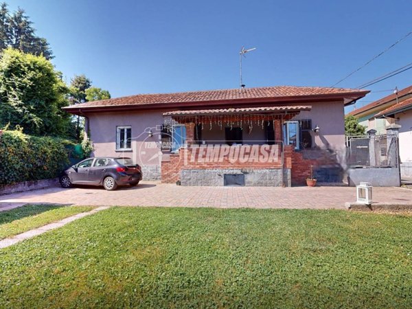 casa indipendente in vendita ad Alpignano