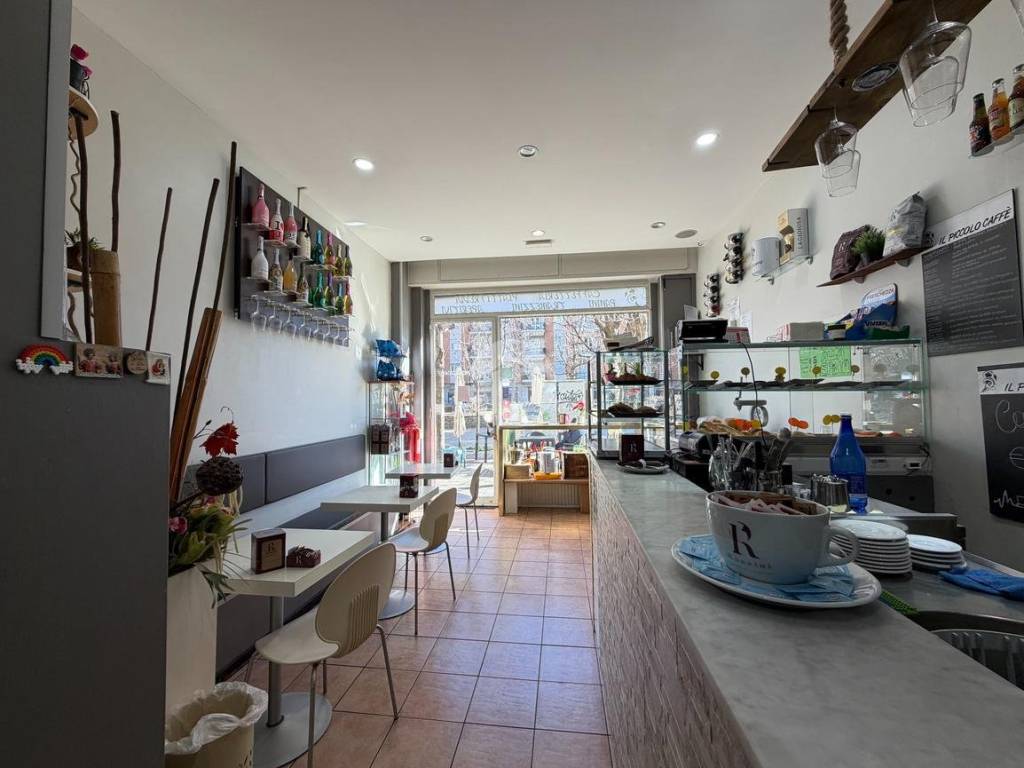 negozio in vendita ad Alpignano