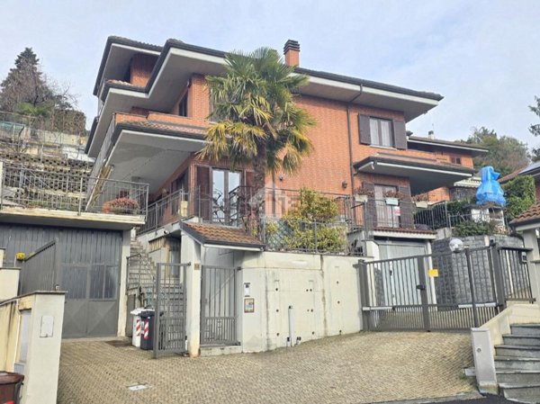 casa indipendente in vendita ad Alpignano