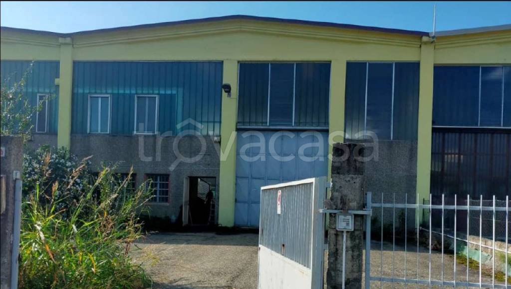 locale commerciale in vendita ad Alpignano