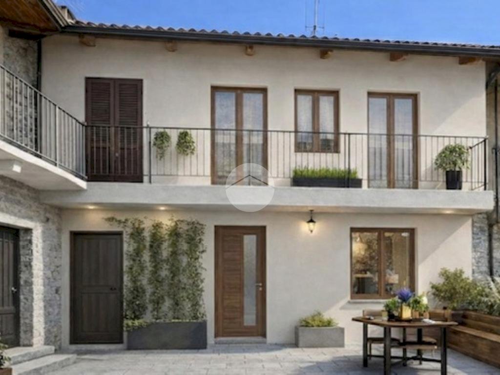 casa indipendente in vendita ad Alpignano